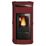 Wasserführende Pelletofen Edilkamin Kira2 H 18 Up mit Keramikverkleidung.