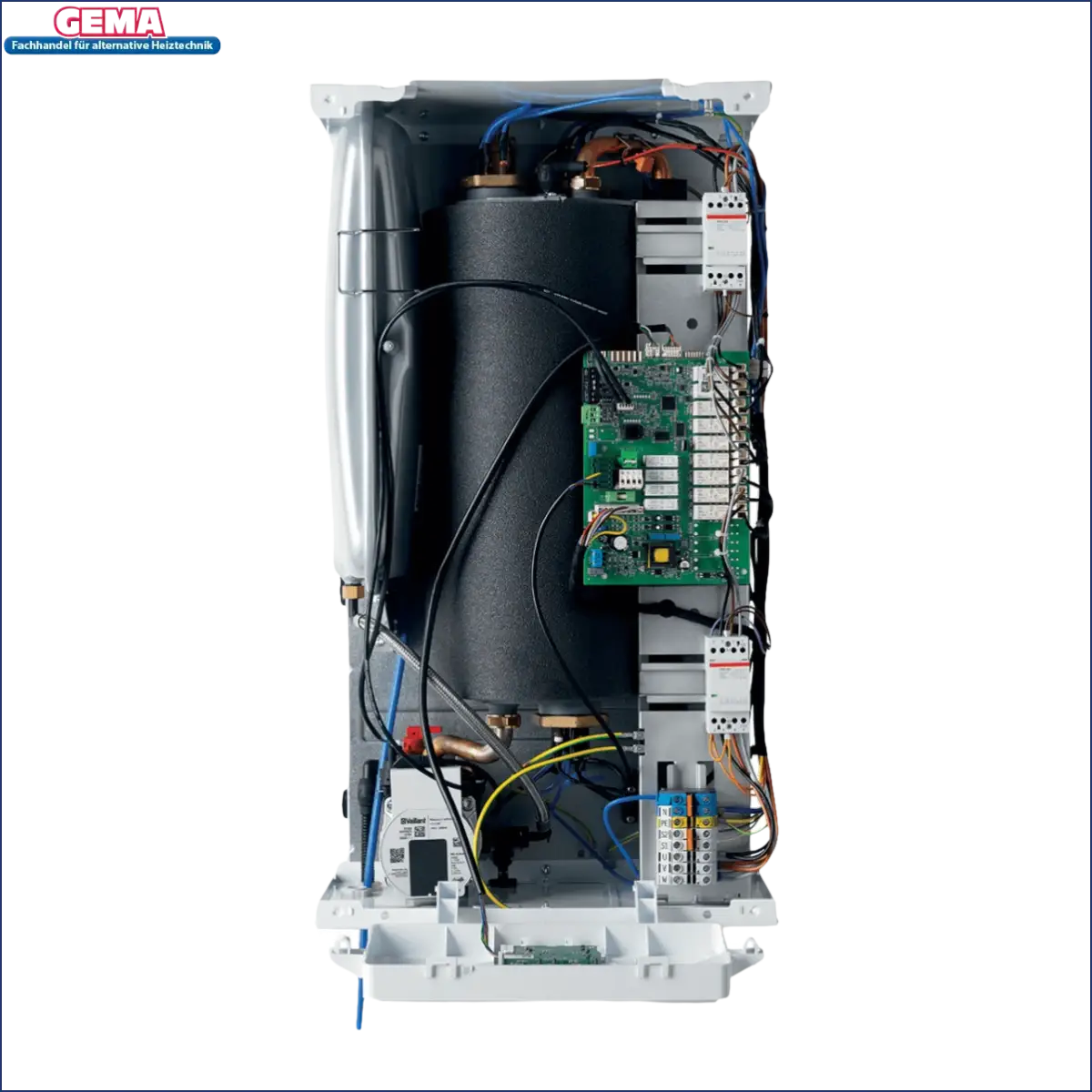 Offener Wasserboiler mit sichtbaren Innenkomponenten des Vaillant Elektro-Heizgeräts eloBLOCK